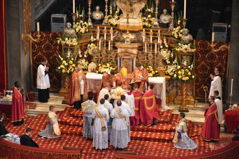 Impositions de l&rsquo;étole et de la chasuble